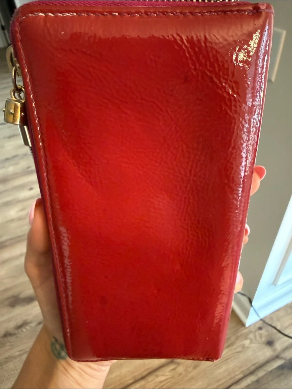 Gucci SoHo Patent Leather Zip Wallet - Picture 11 of 12